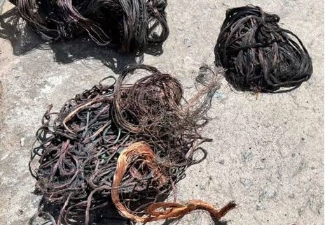 Sigue el robo de cable eléctrico en Quequén: usuarios afectados