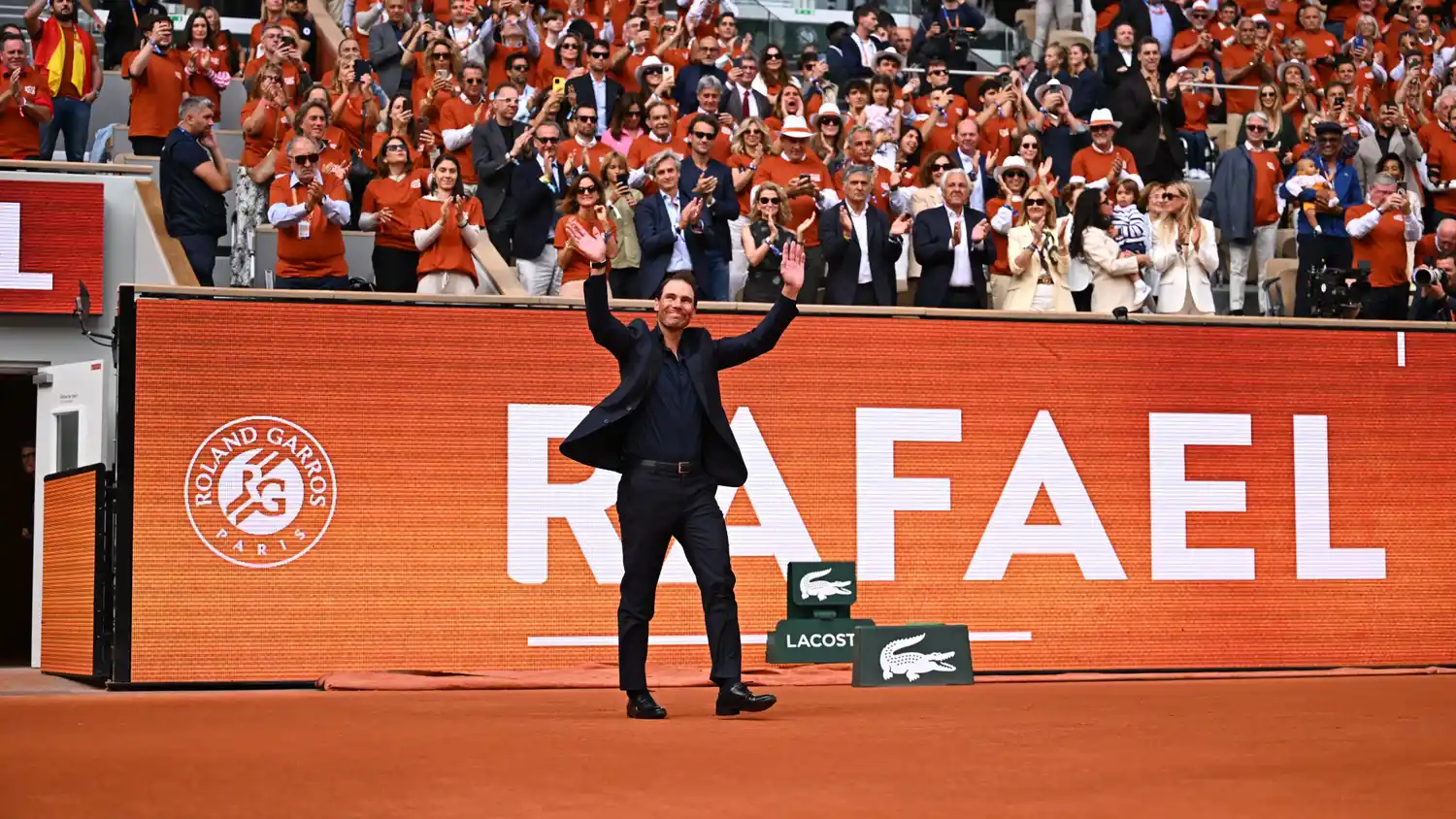 Rafael Nadal y su ingreso a la Philippe Chatrier para su homenaje