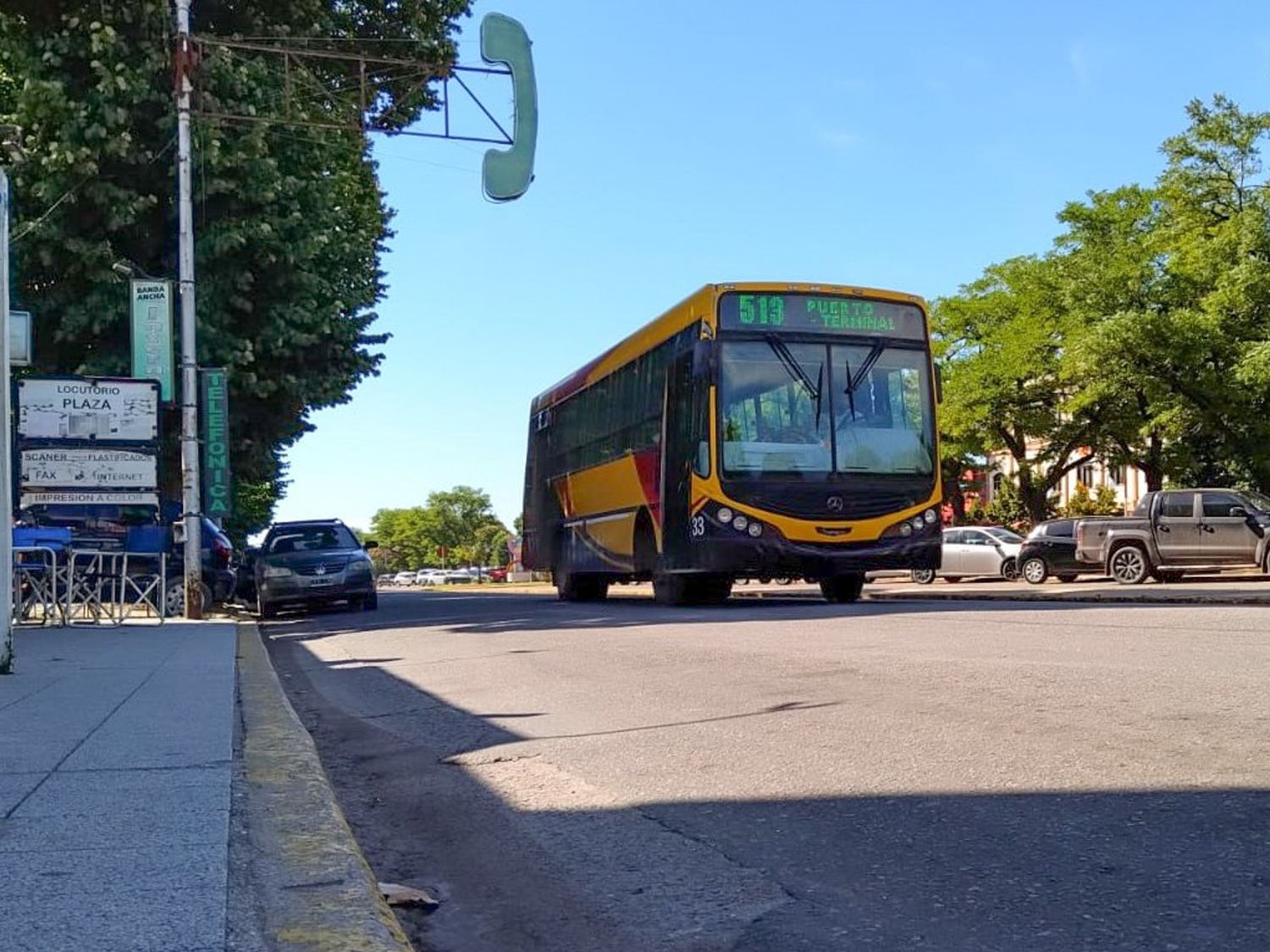 Bajó el boleto del colectivo en Necochea