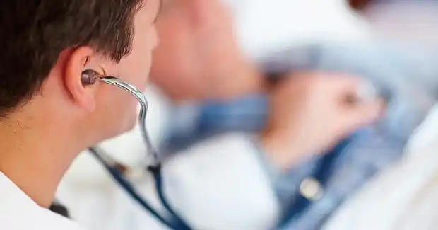 La Femer quiere reunirse con el Gobierno por el salario de los médicos