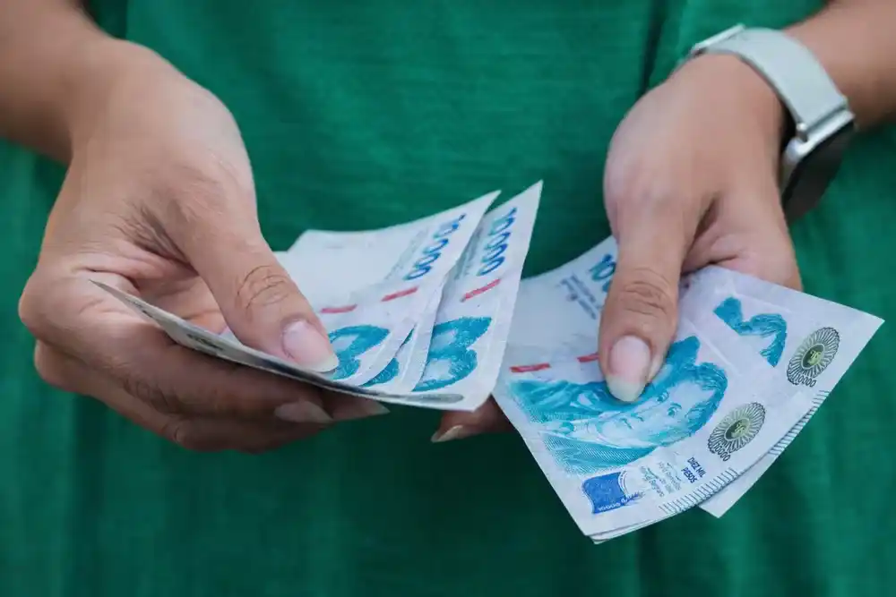 A preparar el bolsillo: todos los aumentos que llegan en febrero