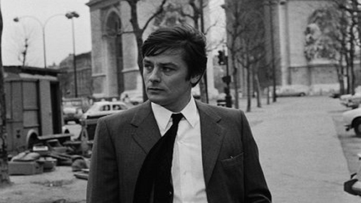 MUERE EL LEGENDARIO ALAIN DELON: el «lobo solitario» que trabajó para los mejores del séptimo arte (+Perfil)