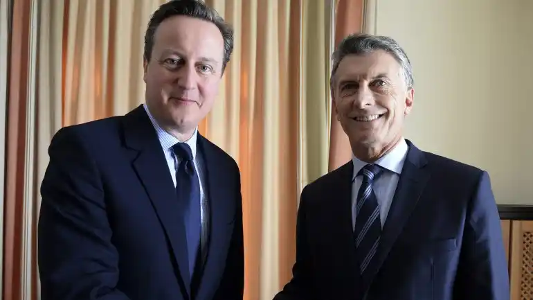 Mauricio Macri se reunió con David Cameron en Davos
