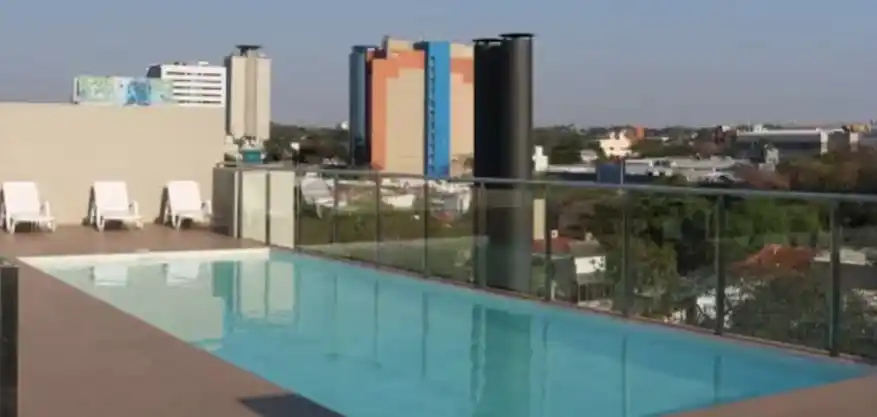 Edgardo Kueider cumple prisión domiciliaria en Asunción en un departamento de lujo con pileta, quincho y gimnasio