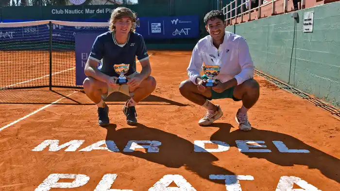 Daniel Vallejos y Lautaro Midon - M25 Club Náutico - 1