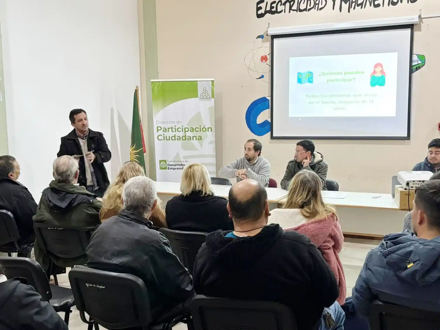Vecinos se interiorizaron sobre el programa de participación ciudadana
