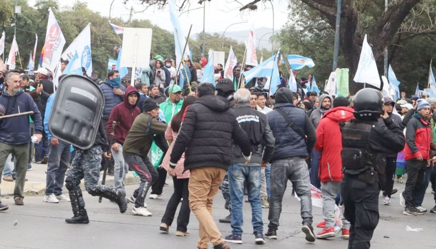 Fuerte condena a la violencia que sectores del kirchnerismo generaron en Jujuy