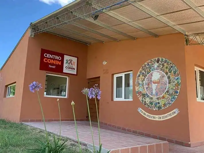 El Centro Conin, ubicado en Darragueira y Vistalli, se inauguró en 2019