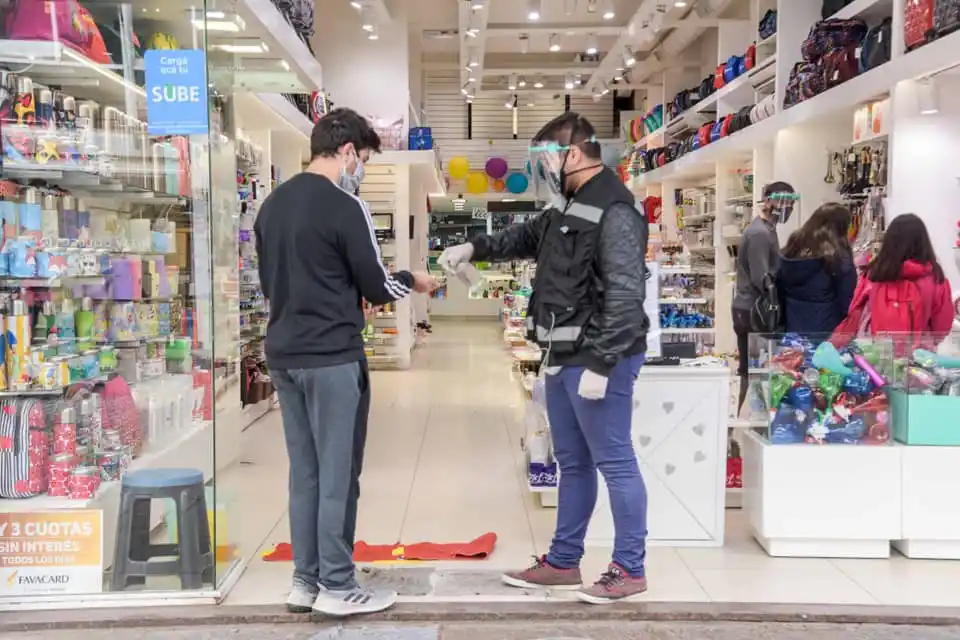 Cuarentena bonaerense: Mar del Plata es el conglomerado urbano con la mayor apertura comercial de la Provincia