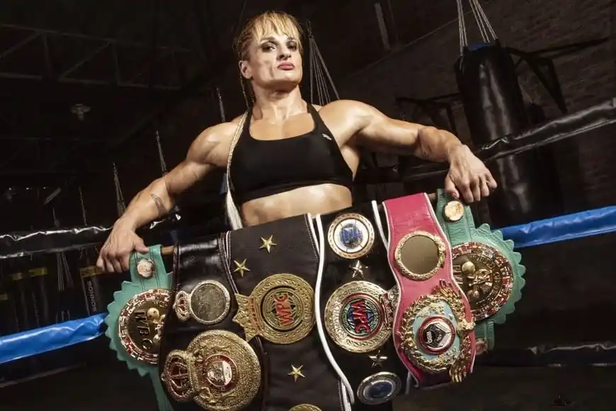 Alejandra “Locomotora” Oliveras permanece internada en la unidad de terapia intensiva del Hospital Cullen.