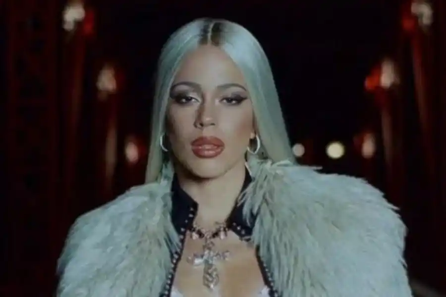 Qué dice la letra de "Posta", el nuevo tema de Tini Stoessel sobre la fama y los haters