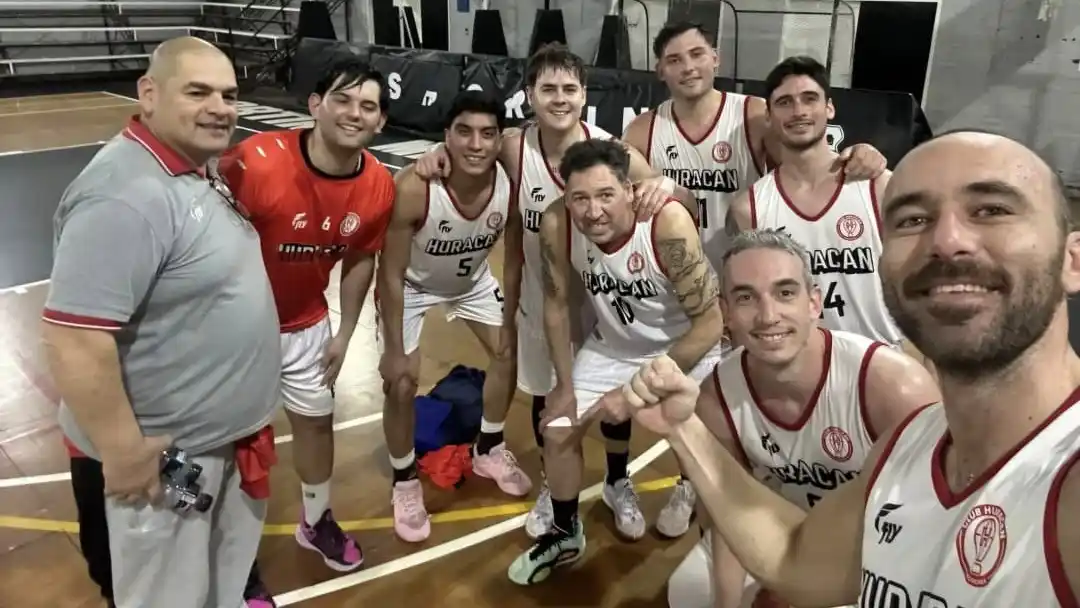 Huracán viene de dos triunfos y se medirá ante Peñarol para acceder a cuartos