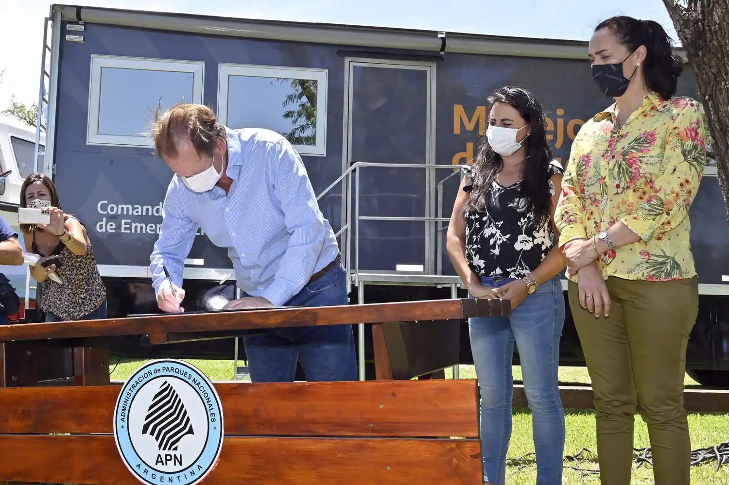 Presentaron la Red de Faros de Conservación y anunciaron la inauguración de una comisaría en zona de islas