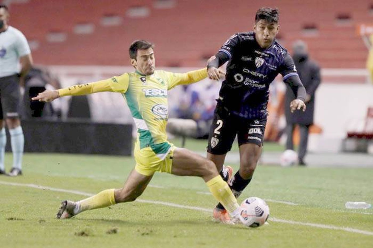 Defensa y Justicia empató con Independiente del Valle en el debut