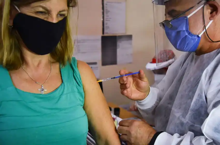 La provincia realizó un simulacro de vacunación contra el coronavirus