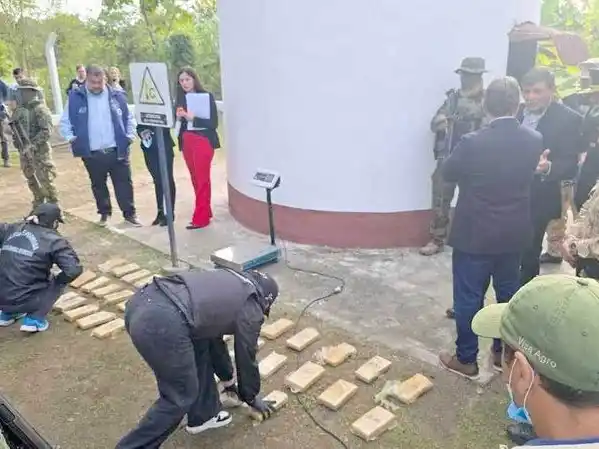 La Policía de Formosa colaboró con la Procuración
Federal en la destrucción de sustancias ilegales