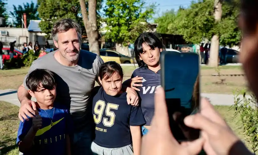 Achával destacó la transformación de los espacios públicos en Pilar