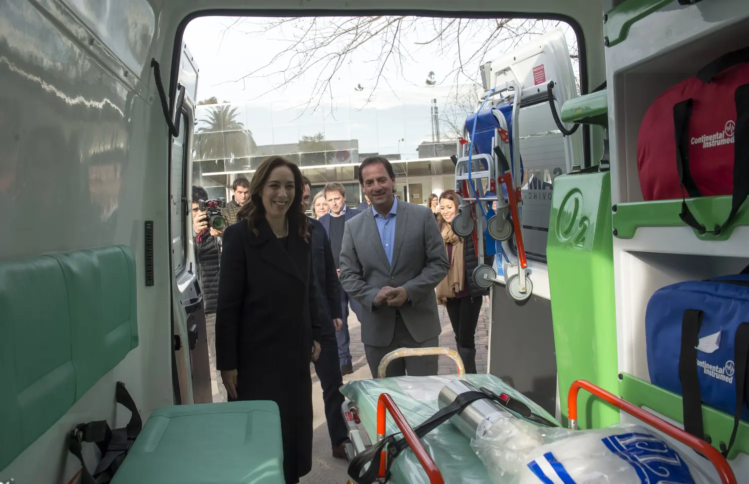 Vidal estuvo en Escobar, vistió una unidad de diagnóstico precoz y entregó dos ambulancias