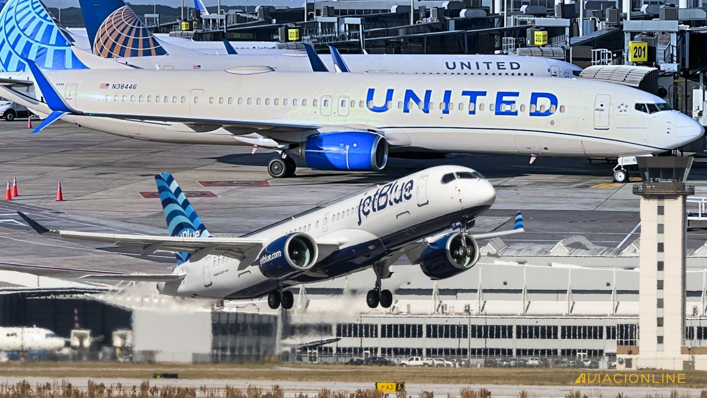 JetBlue y United activan la acumulación y canje de millas entre sus programas de fidelidad