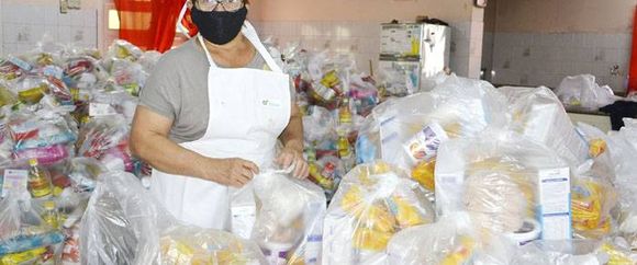 Asistencia alimentaria a  niños que concurren  a comedores escolares