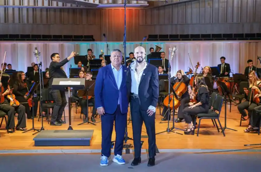 Chiqui Tapia presenció una grabación de Abel Pintos que "quedará en la historia"