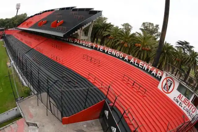 Newells-Central: ¿sin público y en Buenos Aires?
