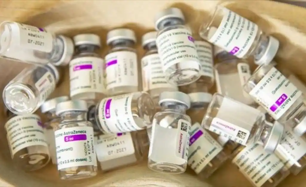 El G7 evalúa donar 1.000 millones de vacunas