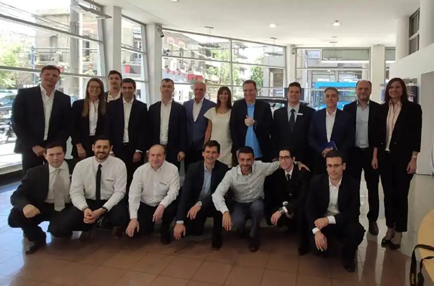Reutemann Automotores recibió al Presidente de Volkswagen Argentina, Thomas Owsianski