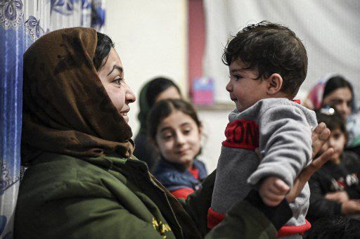 Sohail Ahmadi, el bebé extraviado en el aeropuerto de Kabul reencuentra a su familia