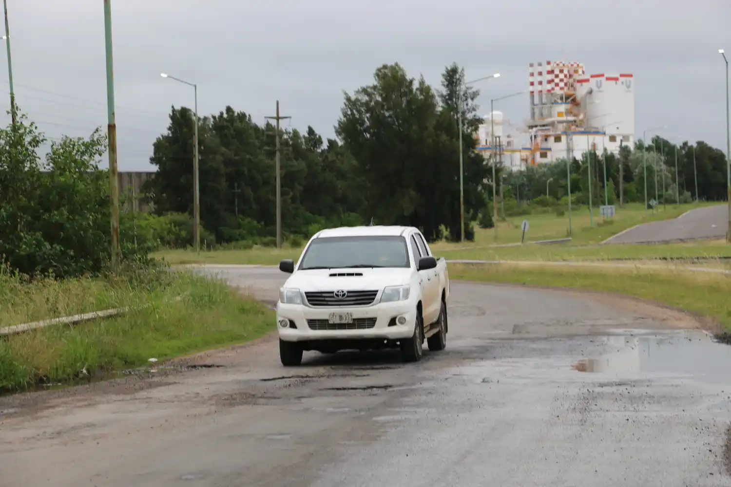 Preocupa el estado del Acceso Sur a la ciudad