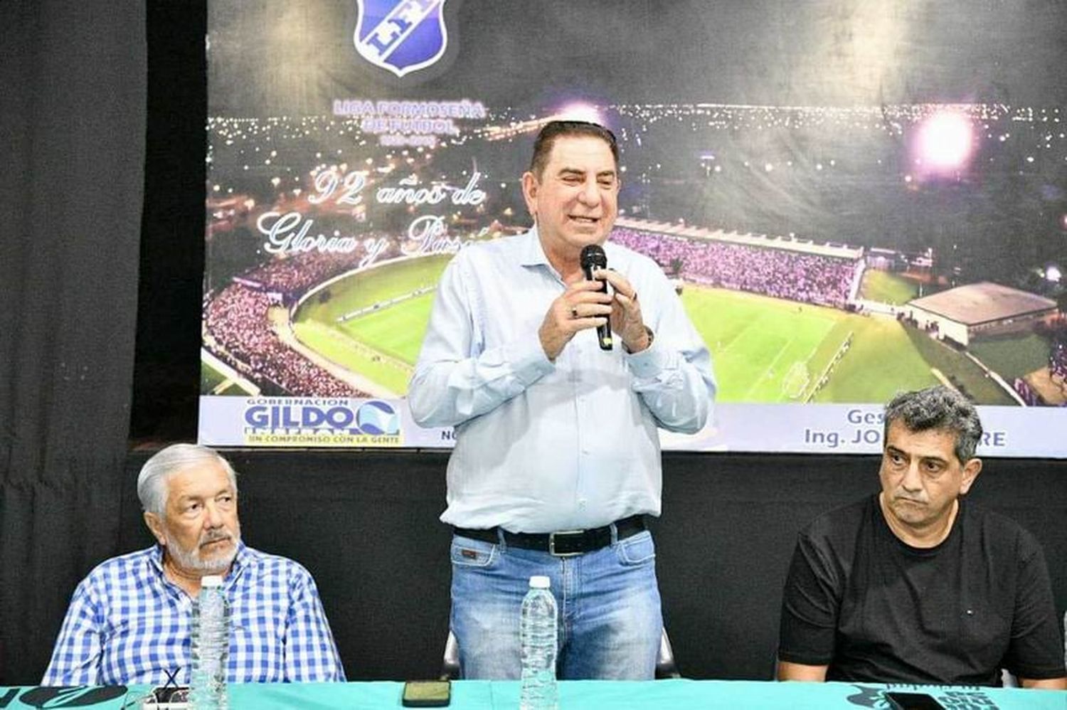 Jofré asistió a la apertura de los cursos
de capacitación para árbitros y aspirantes