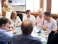 Patricia Bullrich recorrió zonas inundadas y anunció asistencia, maquinaria y créditos