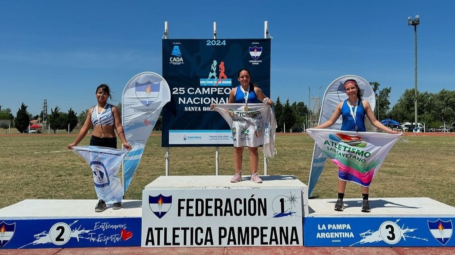 Paula Rizzi en el tercer puesto del Nacional U16