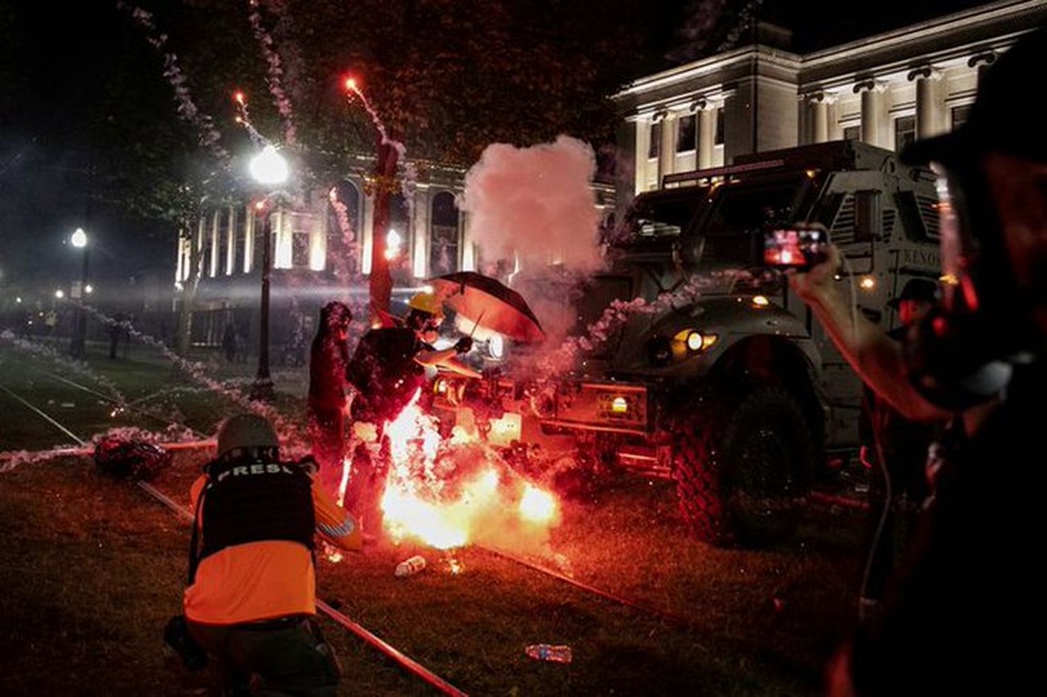 Dos muertos y un detenido por homicidio: saldo de tres noches de protesta en Wisconsin