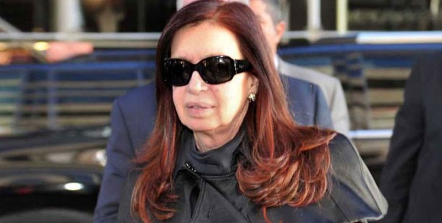 La salud de Cristina: Por la faringolaringitis, no podrá asistir al acto del 9 de julio