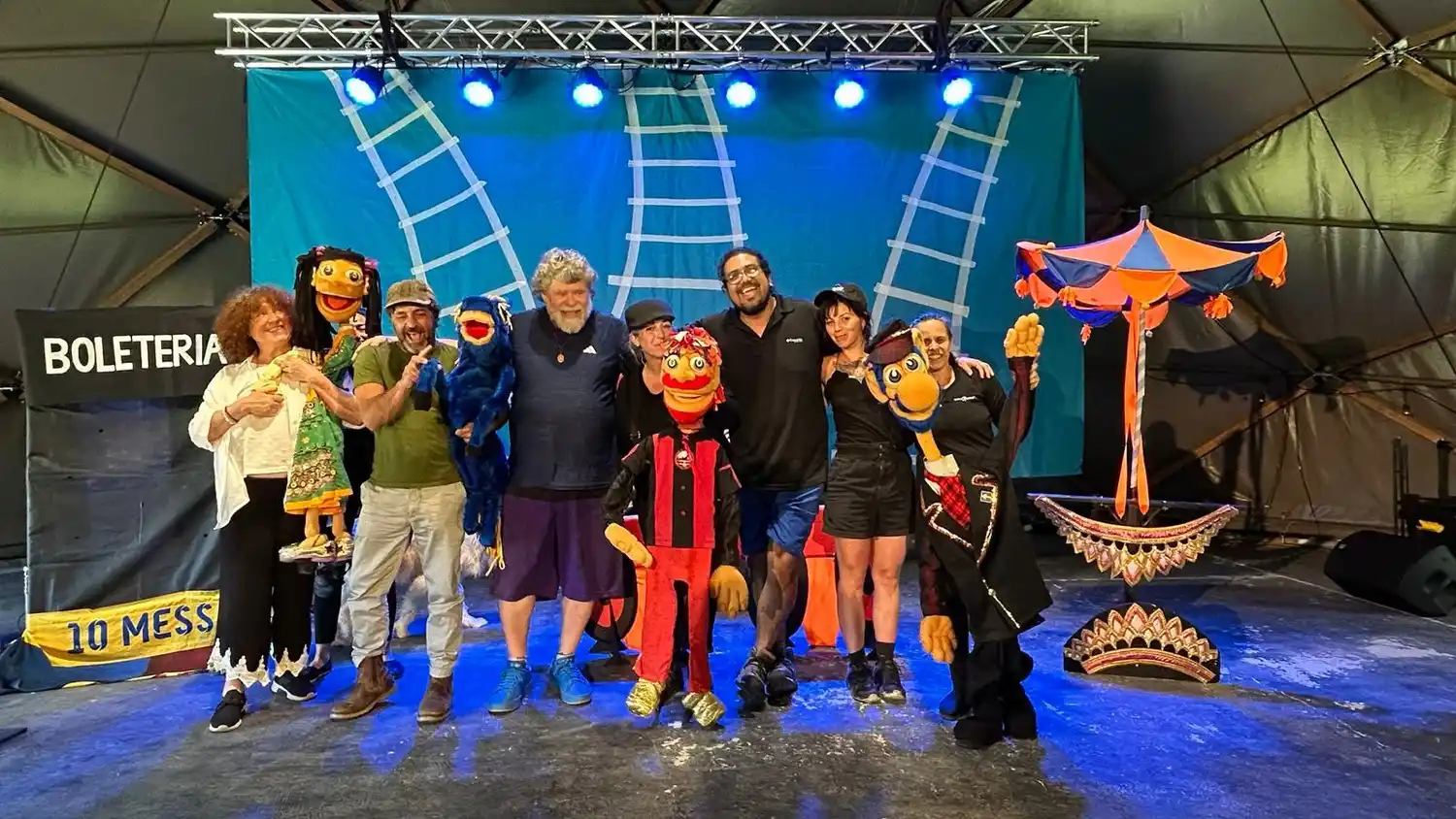 Grupo Canapé. Esta noche, la propuesta incluirá títeres, música y la proyección de material audiovisual