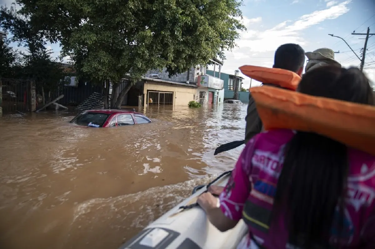¡ENTRE ELLOS MIGRANTES VENEZOLANOS! Unos 40 mil refugiados afectados por lluvias en Brasil