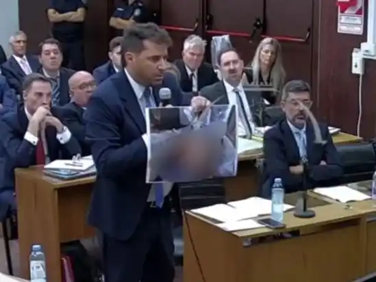 Un fiscal mostró una foto de Diego el día que falleció: "Así murió Maradona"