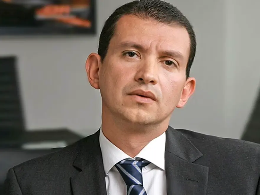 Agentes de la Dijín capturan al zar de la contratación, Emilio Tapia, en Barranquilla