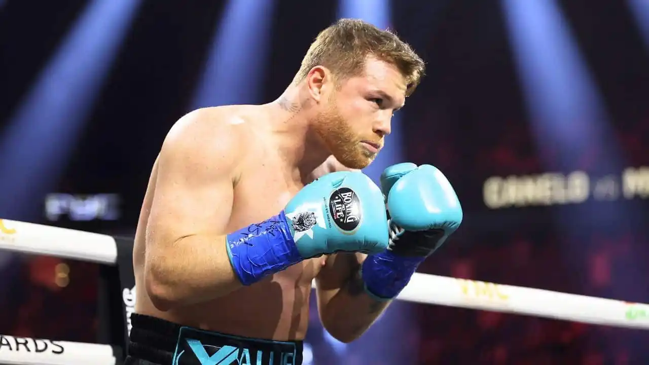 Bob Arum apuntó contra Canelo Álvarez por su falta de entrega en el ring y lo acusó de buscar solo el dinero/ Juan Futbol