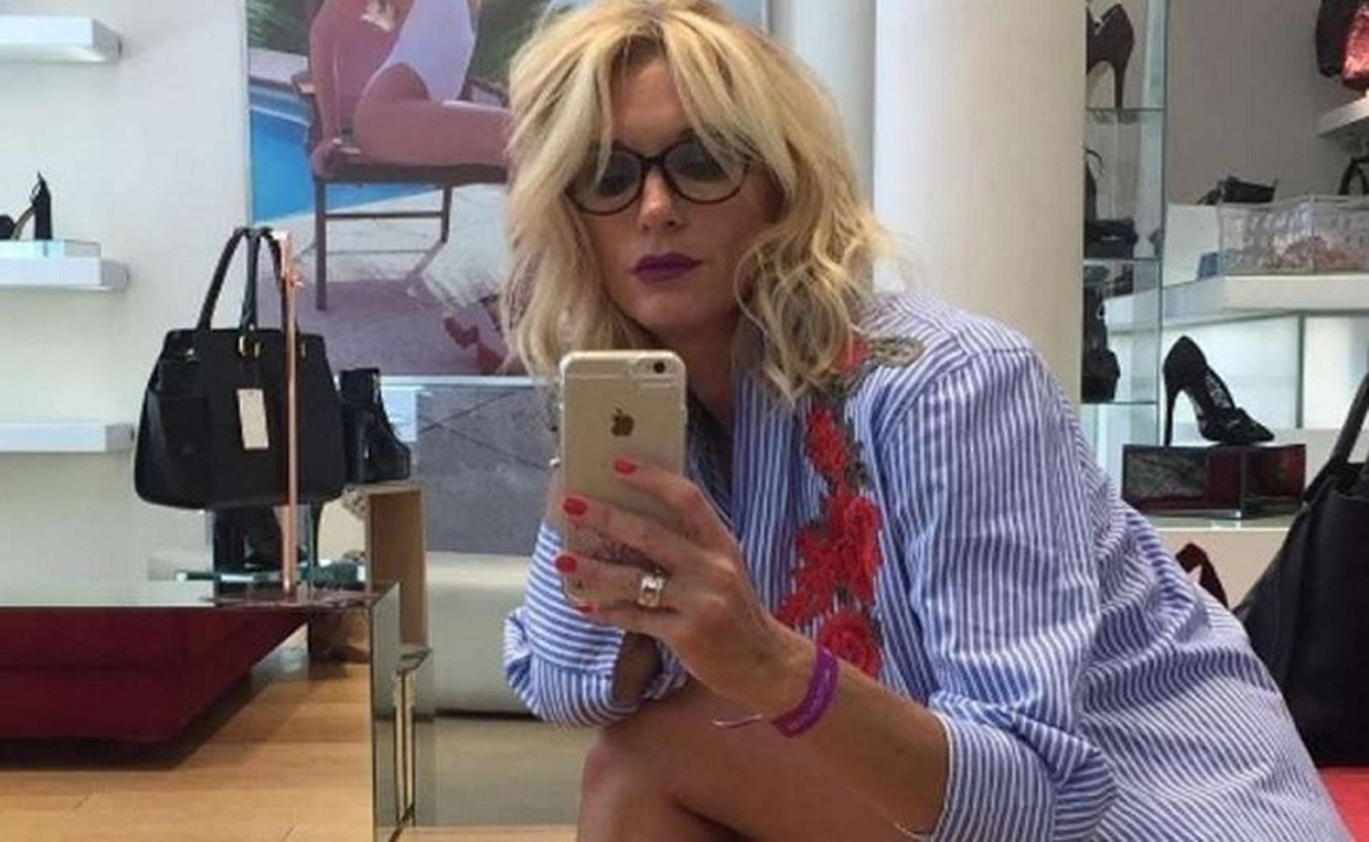 Yanina Latorre filosa: "Se lleva una petaca con fernet al camarín"