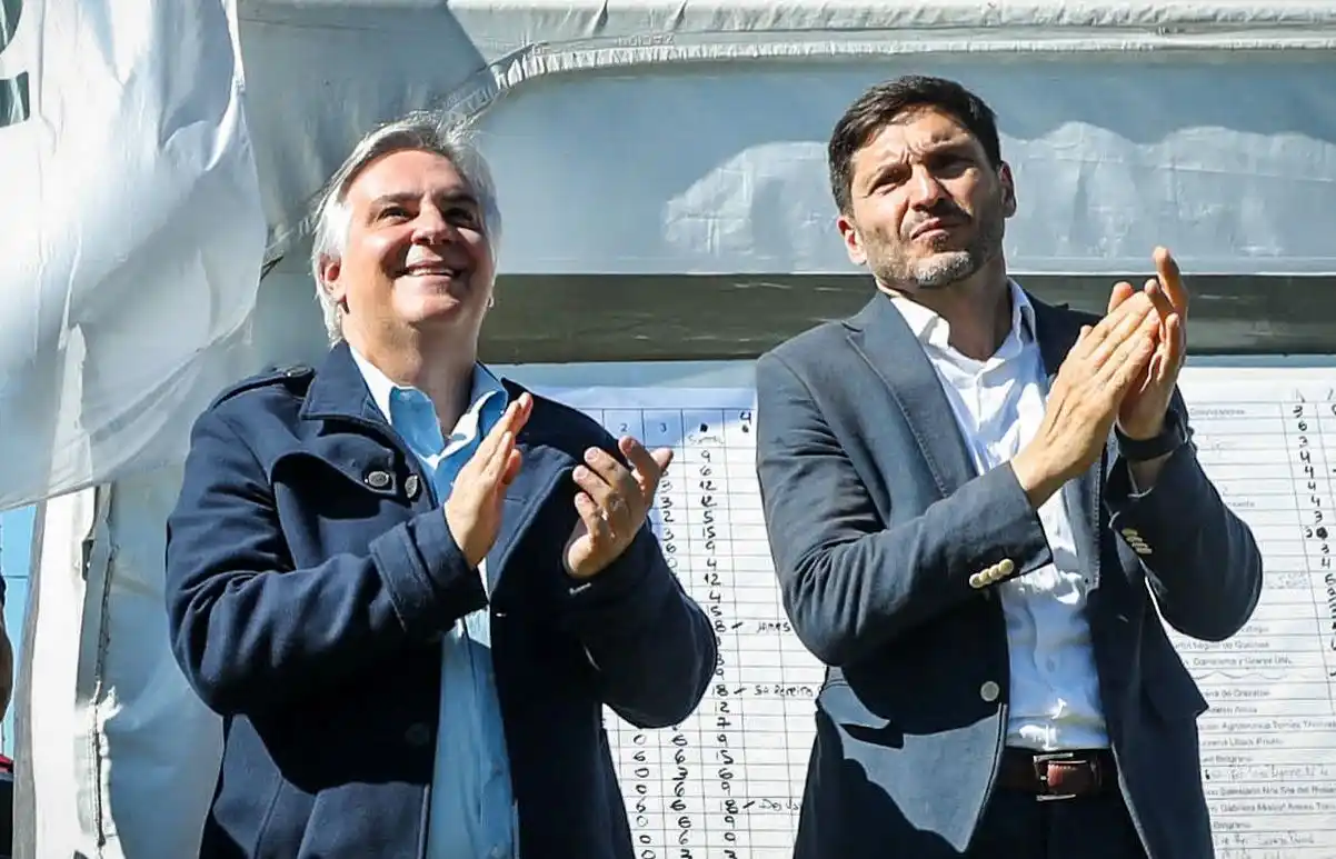 Llaryora y Pullaro