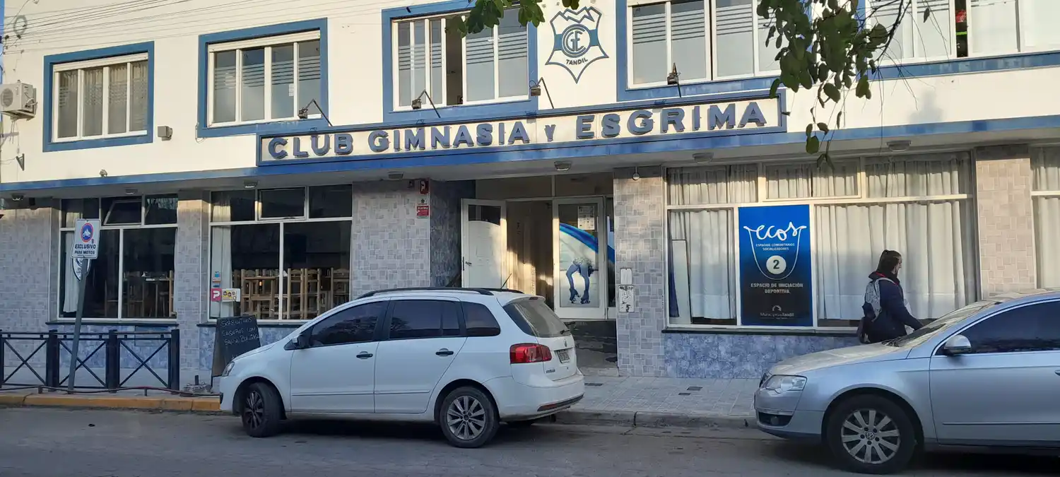 La fachada de Gimnasia, organizador de una competencia prometedora.