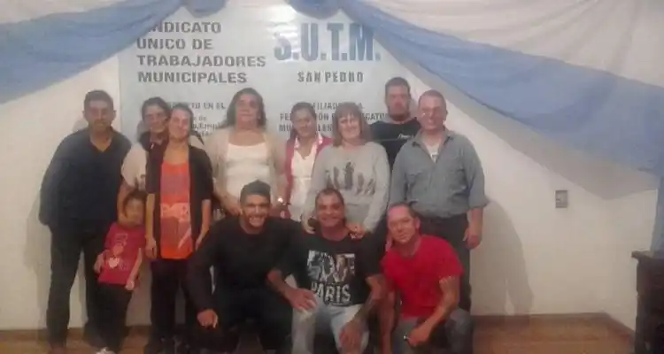 Con la presencia de “Cholo” García, Juan Cruz Acosta reasume como Secretario General del Sindicato de Trabajadores Municipales