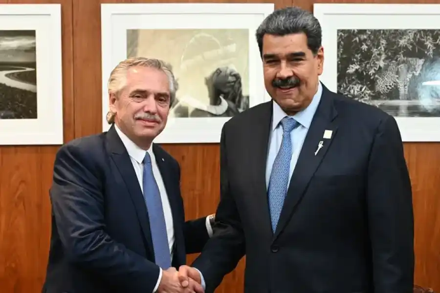 Alberto Fernández se reunió con Nicolás Maduro y le dijo que quiere que Venezuela vuelva a los foros internacionales