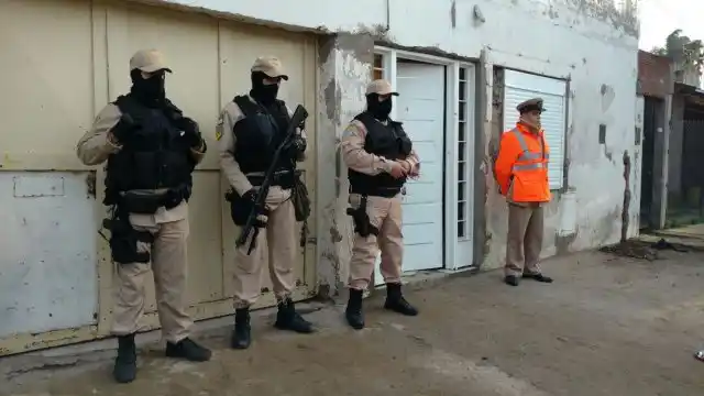 Más de 30 allanamientos: hay demorados y secuestro de droga
