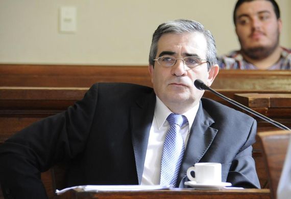 Labaroní respaldó la distribución anticipada de las tasas con aumentos