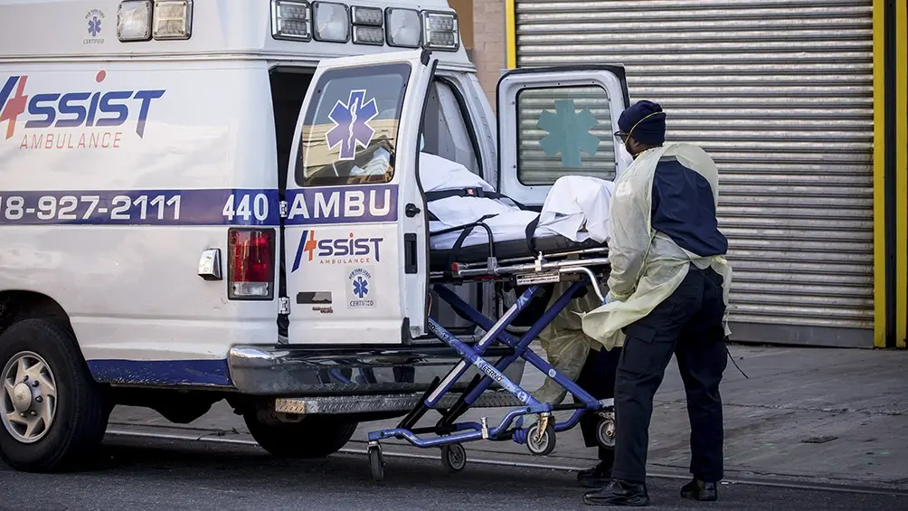 EEUU registró 2.000 muertos en un día y superó los 500.000 casos