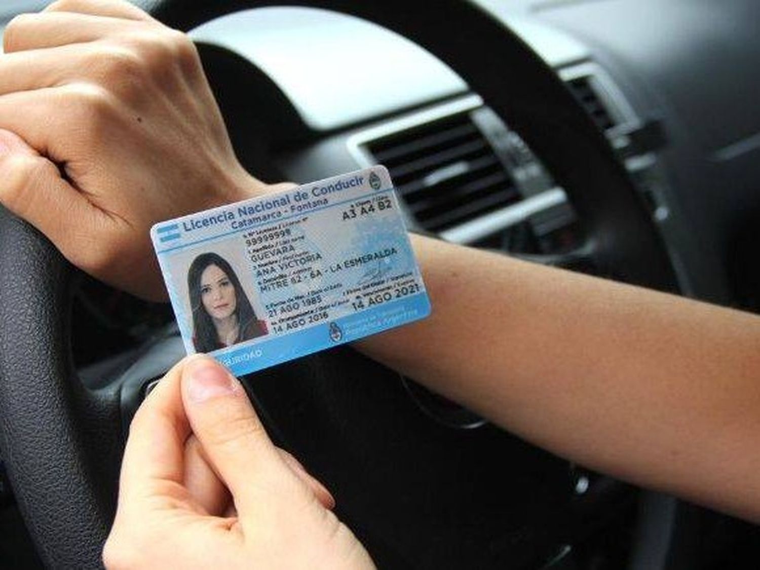 Polémica por la renovación de las licencias de conducir