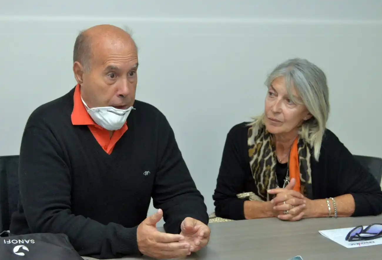 Pedido desesperado de un hombre para conseguir una droga de la que depende su vida